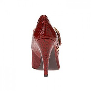 The 3 1/2 inch, croc patterned patent leather heels